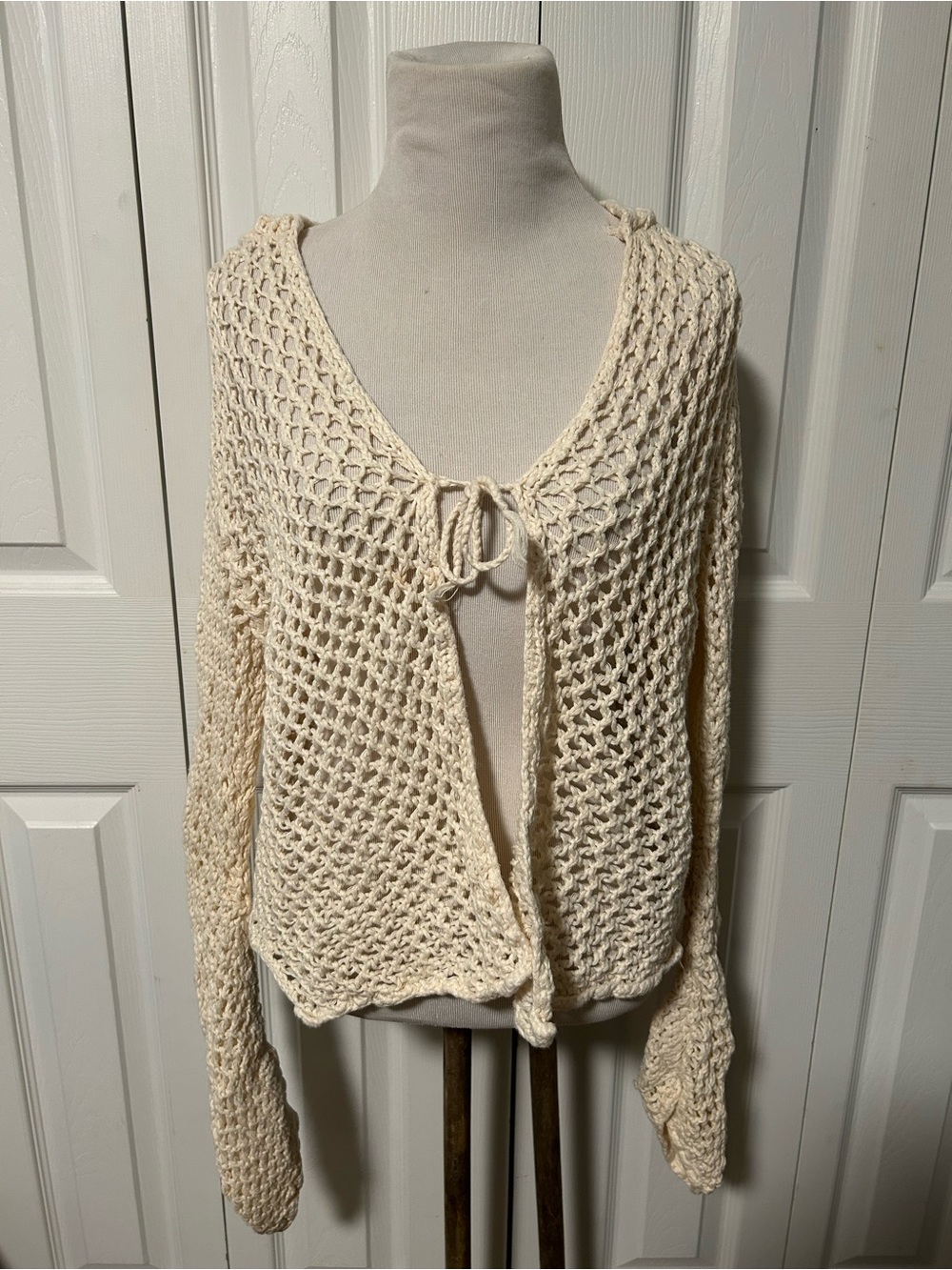 hollister vintage y2k Knit crochet Cream Tie Front Sweater hooded boho bratz